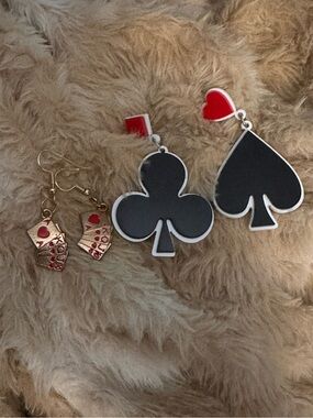2 pair Playing Card Suit Earrings - Black & Red